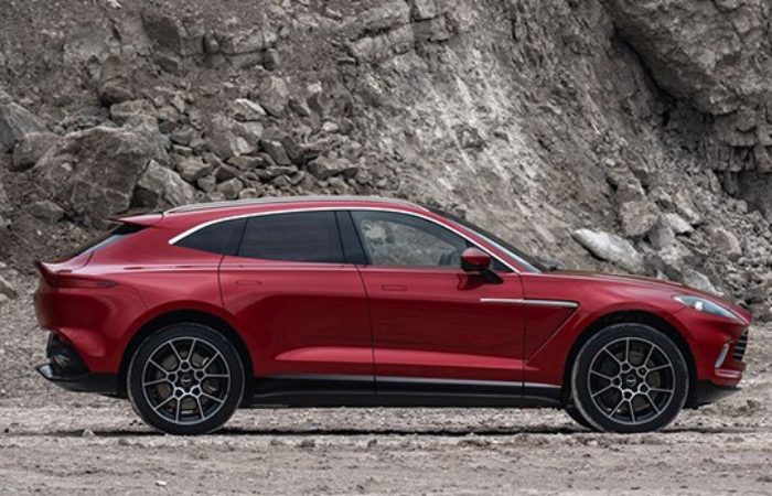 Rottamazione Auto ASTON MARTIN DBX SUV Benzina dal 2020 – IN PRUDUZIONE