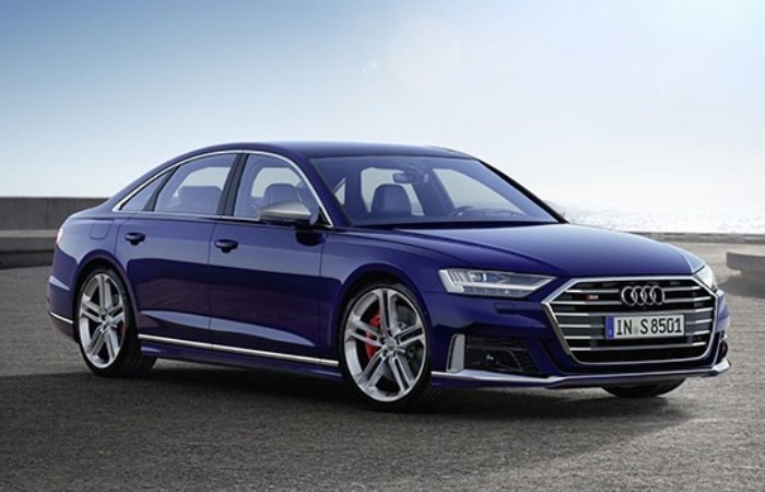 Rottamazione Auto AUDI S8 BERLINA Benzina dal 2019 – IN PRUDUZIONE
