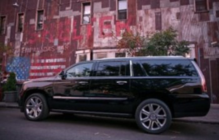 Rottamazione Auto CADILLAC Escalade ESV SUV Benzina dal 2014 – IN PRUDUZIONE