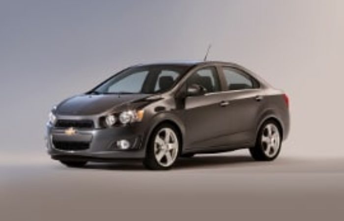 Rottamazione Auto CHEVROLET Sonic Sedan BERLINA Benzina · Diesel dal 2011 – IN PRUDUZIONE