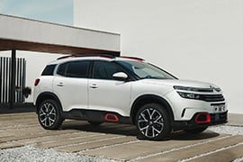Al momento stai visualizzando Rottamazione Auto CITROEN C5 Aircross SUV Diesel · Benzina dal 2018 – IN PRUDUZIONE
