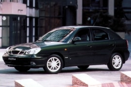 Al momento stai visualizzando Rottamazione Auto DAEWOO Nubira Hatchback SPORTIVA Benzina dal 2000 – 2004