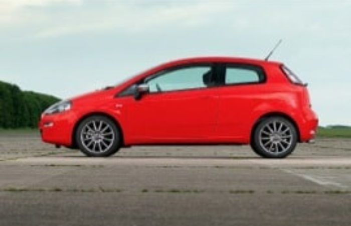 Rottamazione Auto FIAT Punto 3 Doors SPORTIVA Benzina · Diesel · Gas natuale dal 2012 – IN PRUDUZIONE