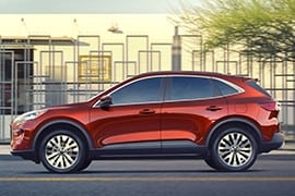 Al momento stai visualizzando Rottamazione Auto FORD Escape SUV Benzina · Ibrida · Diesel dal 2019 – IN PRUDUZIONE