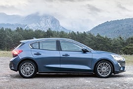 Al momento stai visualizzando Rottamazione Auto FORD Focus 5 Doors SPORTIVA Benzina · Diesel · Ibrida dal 2018 – IN PRUDUZIONE