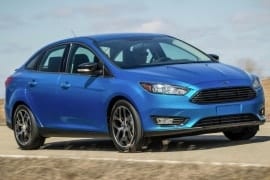 Al momento stai visualizzando Rottamazione Auto FORD Focus Sedan BERLINA Benzina · Diesel · Ibrida dal 2014 – 2018