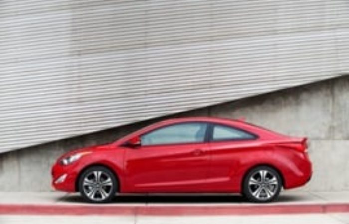 Rottamazione Auto HYUNDAI Elantra Coupe COUPE’ Benzina dal 2012 – IN PRUDUZIONE