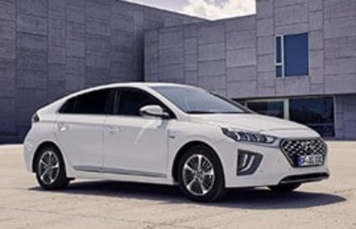 Rottamazione Auto HYUNDAI Ioniq SPORTIVA Ibrida · Elettrica dal 2019 – IN PRUDUZIONE