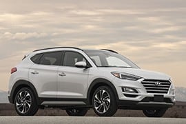 Al momento stai visualizzando Rottamazione Auto HYUNDAI ix35 / Tucson SUV Benzina · Diesel · Ibrida dal 2018 – IN PRUDUZIONE