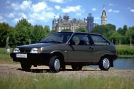Al momento stai visualizzando Rottamazione Auto LADA Samara 3 Doors SPORTIVA Benzina dal 1986 – 1999