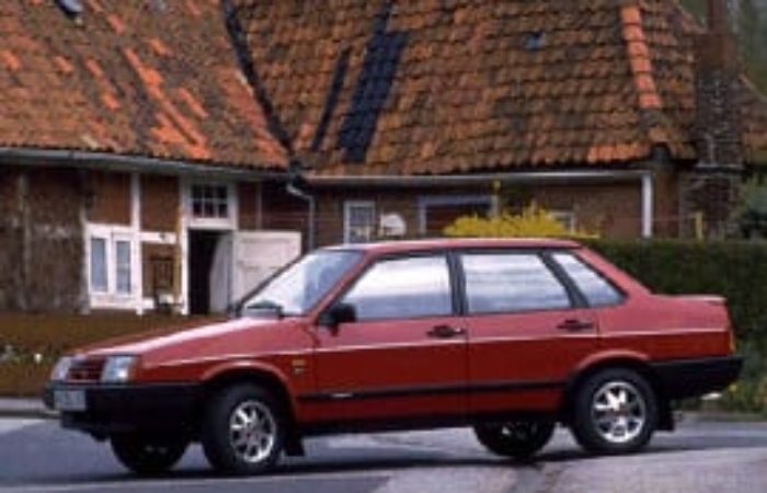 Rottamazione Auto LADA Samara Sedan BERLINA Benzina dal 1984 – 2004