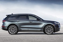 Al momento stai visualizzando Rottamazione Auto LINCOLN Corsair SUV Benzina · Ibrida dal 2019 – IN PRUDUZIONE