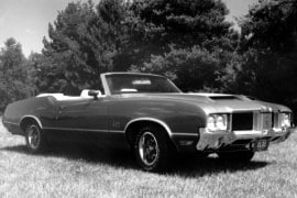 Al momento stai visualizzando Rottamazione Auto OLDSMOBILE 442 Convertible Benzina dal 1970 – 1971