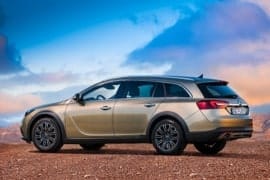 Al momento stai visualizzando Rottamazione Auto OPEL Insignia Country Tourer STATION WAGON Diesel · Benzina dal 2013 – IN PRUDUZIONE