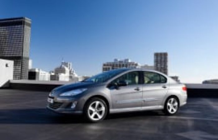 Rottamazione Auto PEUGEOT 408 BERLINA Benzina · Diesel dal 2010 – IN PRUDUZIONE