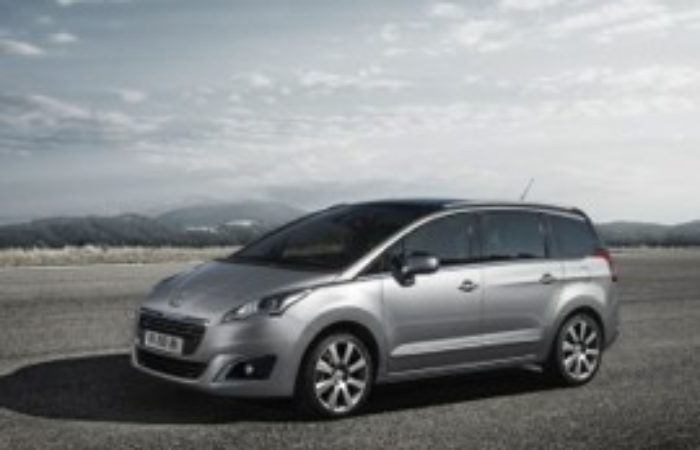 Rottamazione Auto PEUGEOT 5008 VAN Benzina · Diesel dal 2013 – IN PRUDUZIONE