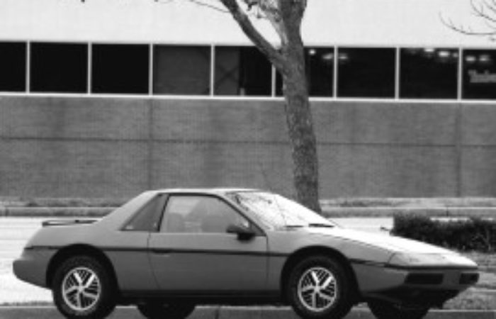 Rottamazione Auto PONTIAC Fiero  Benzina dal 1985 – 1988