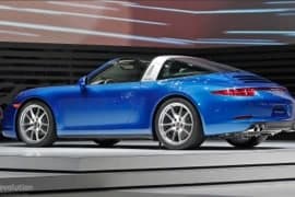Al momento stai visualizzando Rottamazione Auto PORSCHE 911 Targa 4S COUPE’ Benzina dal 2014 – IN PRUDUZIONE