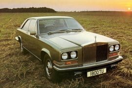 Al momento stai visualizzando Rottamazione Auto ROLLS-ROYCE Camargue BERLINA Benzina dal 1975 – 1986
