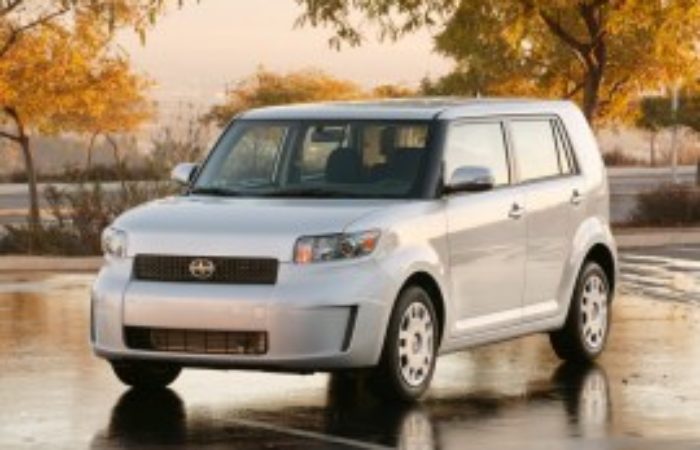 Rottamazione Auto SCION xB SPORTIVA Benzina dal 2007 – 2015
