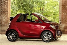 Al momento stai visualizzando Rottamazione Auto SMART fortwo Cabrio DECAPPOTTABILE Benzina · Diesel · Elettrica dal 2019 – IN PRUDUZIONE