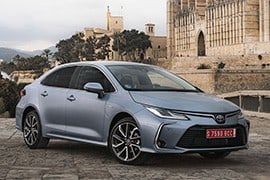 Al momento stai visualizzando Rottamazione Auto TOYOTA Corolla SPORTIVA Benzina · Diesel · Ibrida dal 2019 – IN PRUDUZIONE