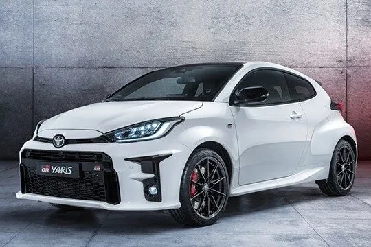 Al momento stai visualizzando Rottamazione Auto TOYOTA Yaris 3 Doors SPORTIVA Benzina · Diesel dal 2020 – IN PRUDUZIONE
