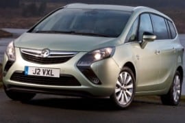 Al momento stai visualizzando Rottamazione Auto VAUXHALL Zafira VAN Benzina · Diesel dal 2011 – IN PRUDUZIONE