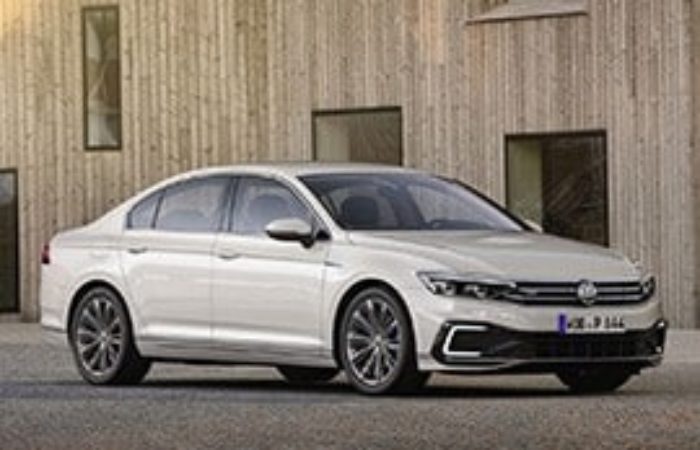Rottamazione Auto VOLKSWAGEN Passat GTE BERLINA Ibrida dal 2019 – IN PRUDUZIONE