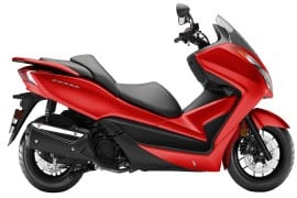 Al momento stai visualizzando Rottamazione Moto HONDA CN 250