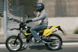 Al momento stai visualizzando Rottamazione Moto MBK X-Limit Supermotard